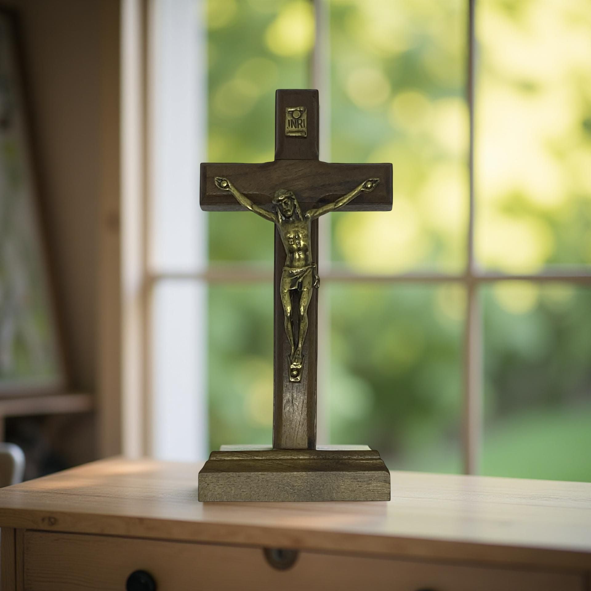 Crucifixo de mesa PP