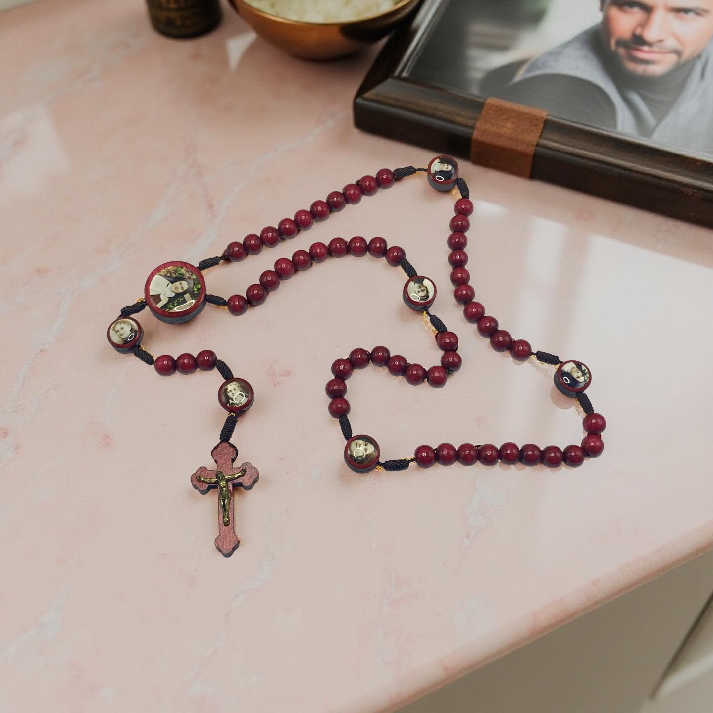 Terço de Santa Terezinha