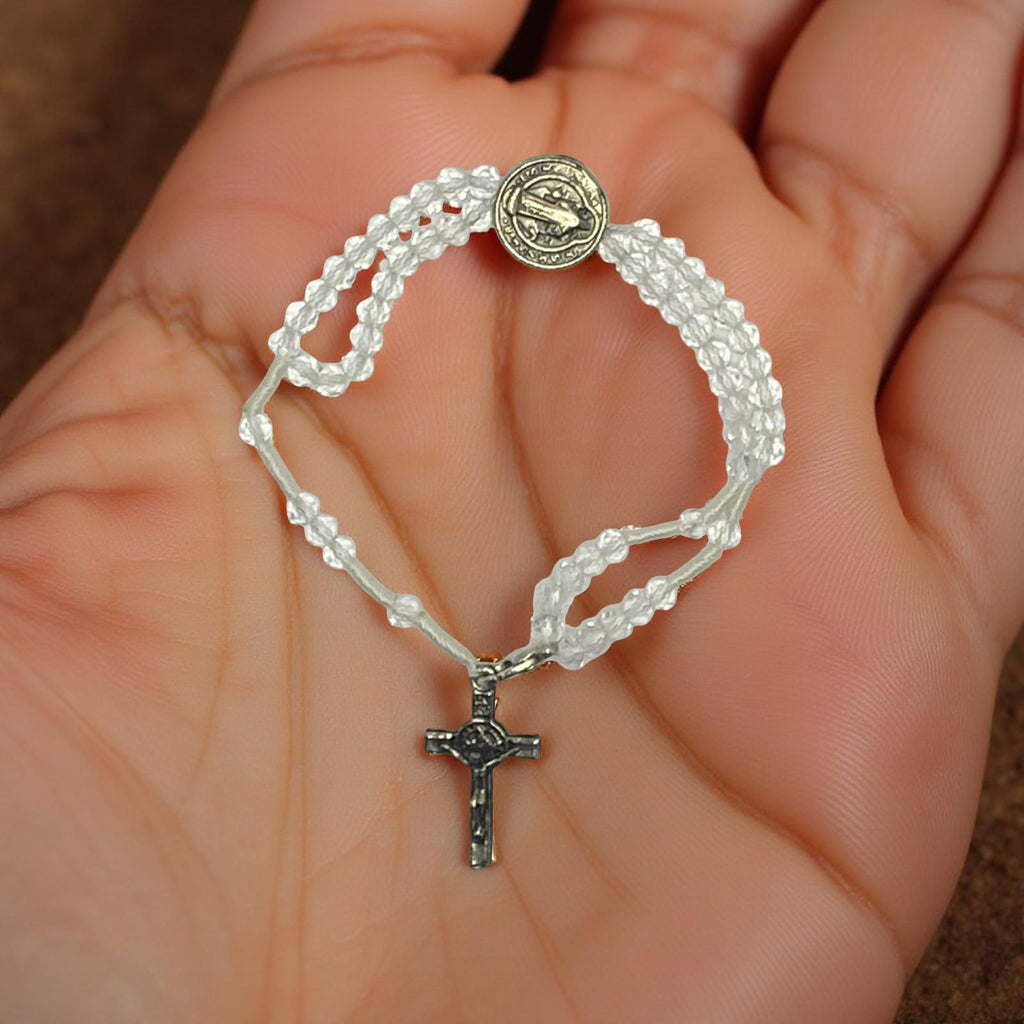 Pulseira Terço de Cristal com Cruz São Bento