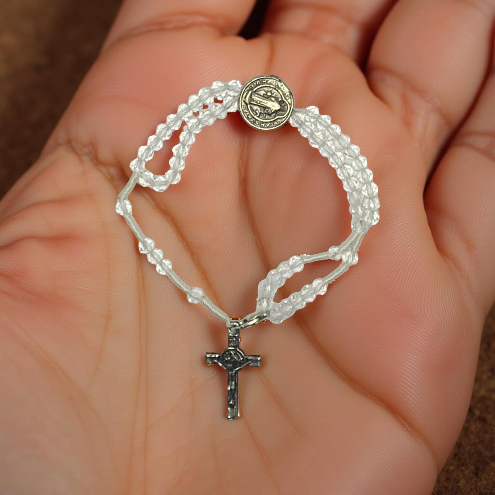 Pulseira Terço de Cristal com Cruz São Bento
