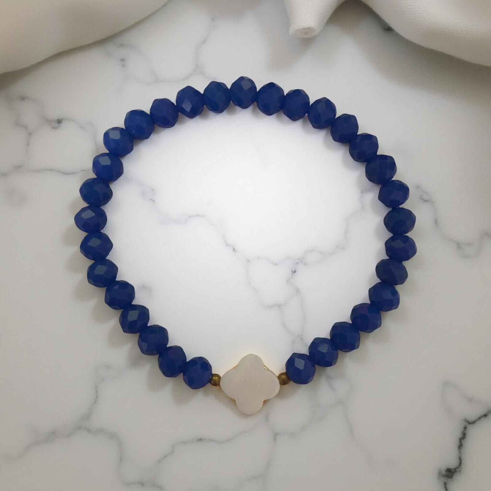 Pulseira Cristal Azul com Trevo